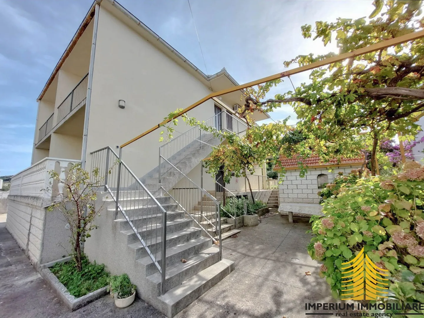 Kuća, Prodaja, Slatine, 170 m2 - Slatine, Split