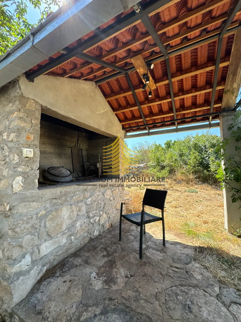 Kuća, Prodaja, Klis, Veliki Bročanac, 83m2, Samostojeća - Split