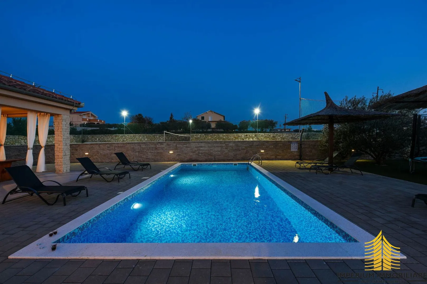 luxury villa with swimming pool and tennis court, debeljak, croatia - slika 9