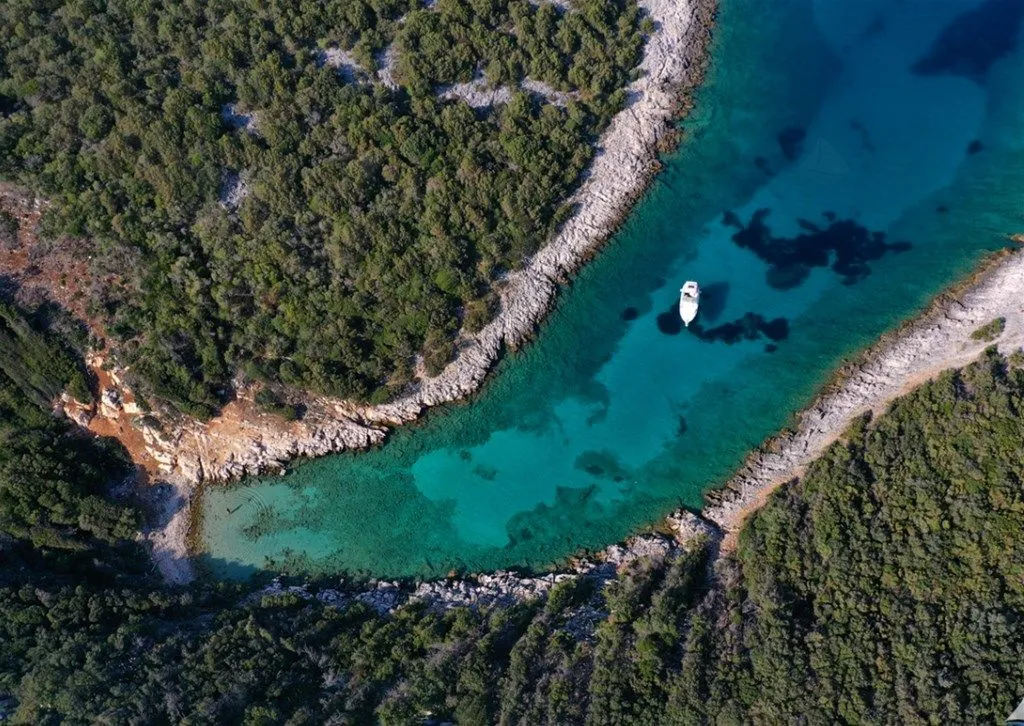 zemljište prodaja ist 40000m2 - slika 2