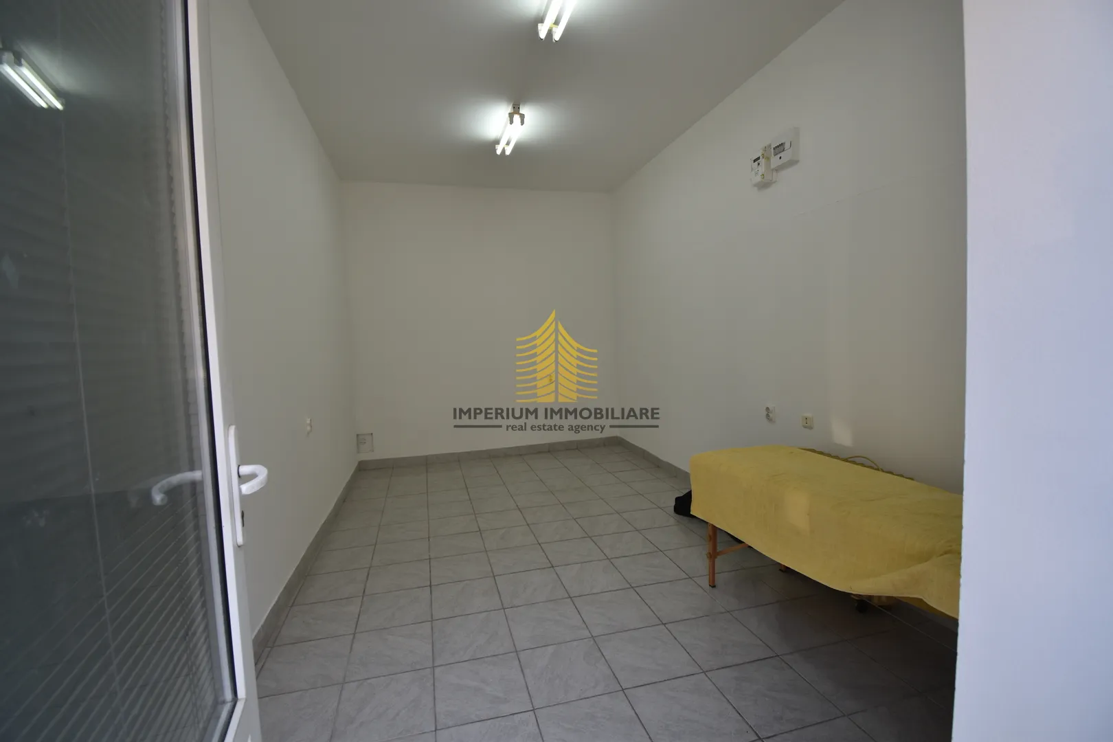 poslovni prostor, najam, gornji grad - medveščak, medveščak, 16m2, ulični lokal - slika 2