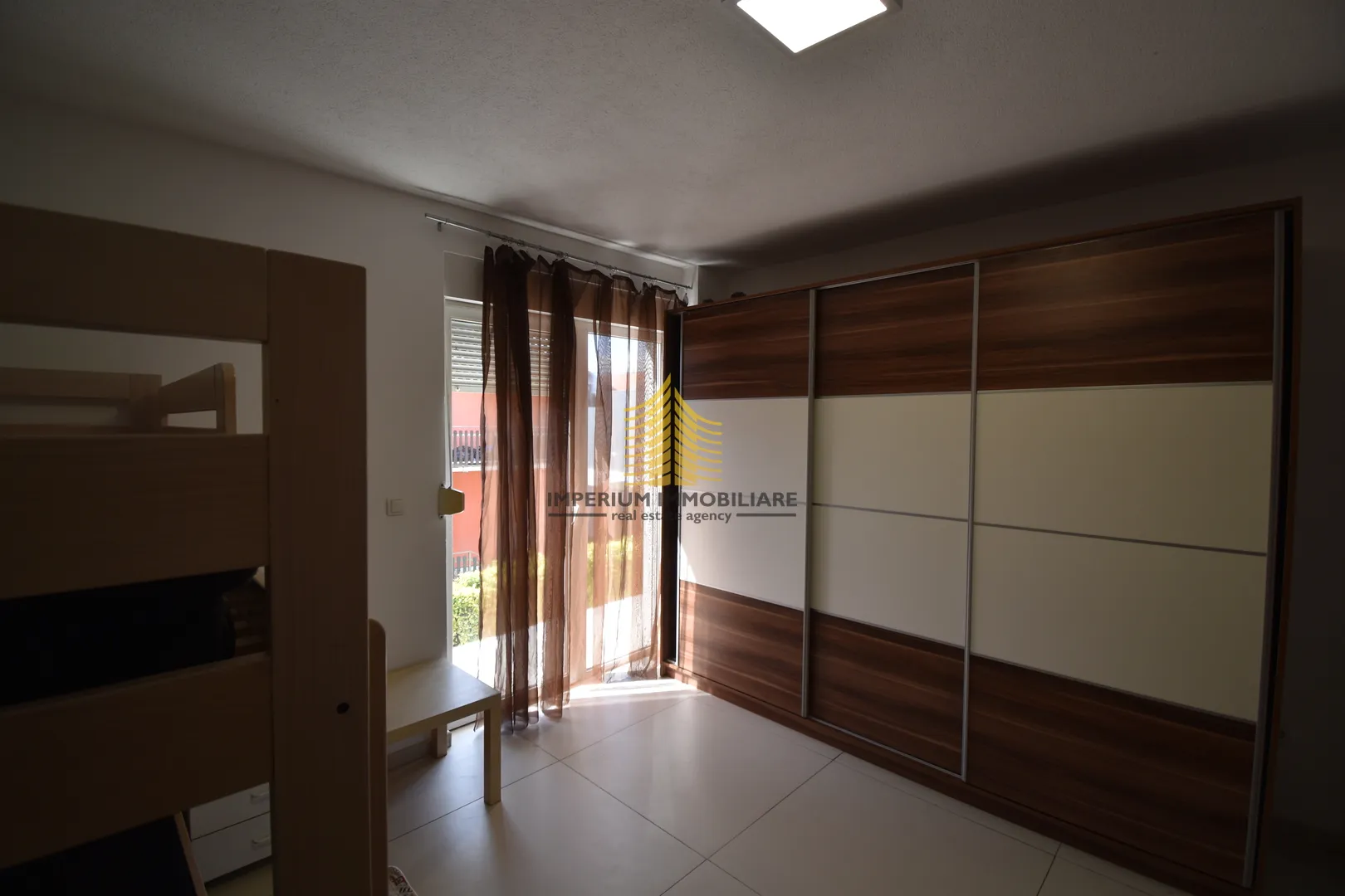stan za radnike, najam, žitnjak, 110m2 - slika 11