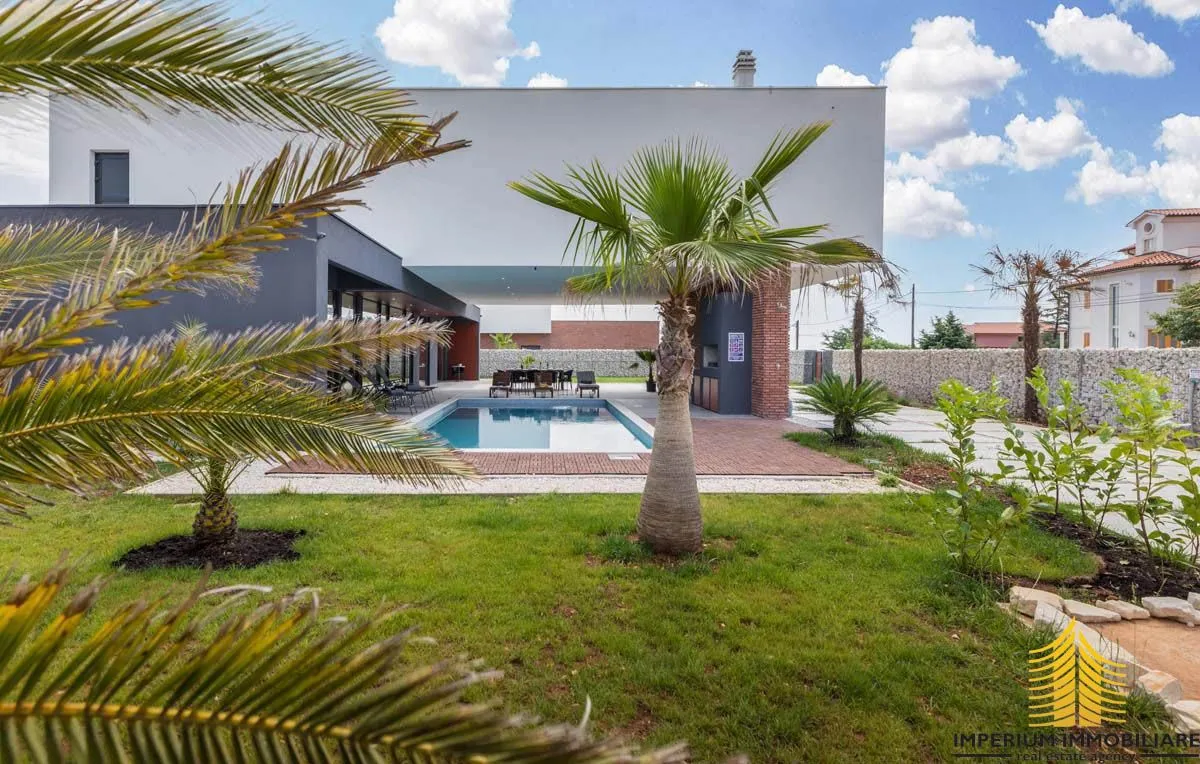 luxury villa with pool, liznjan, 380.68m2, croatia - slika 29