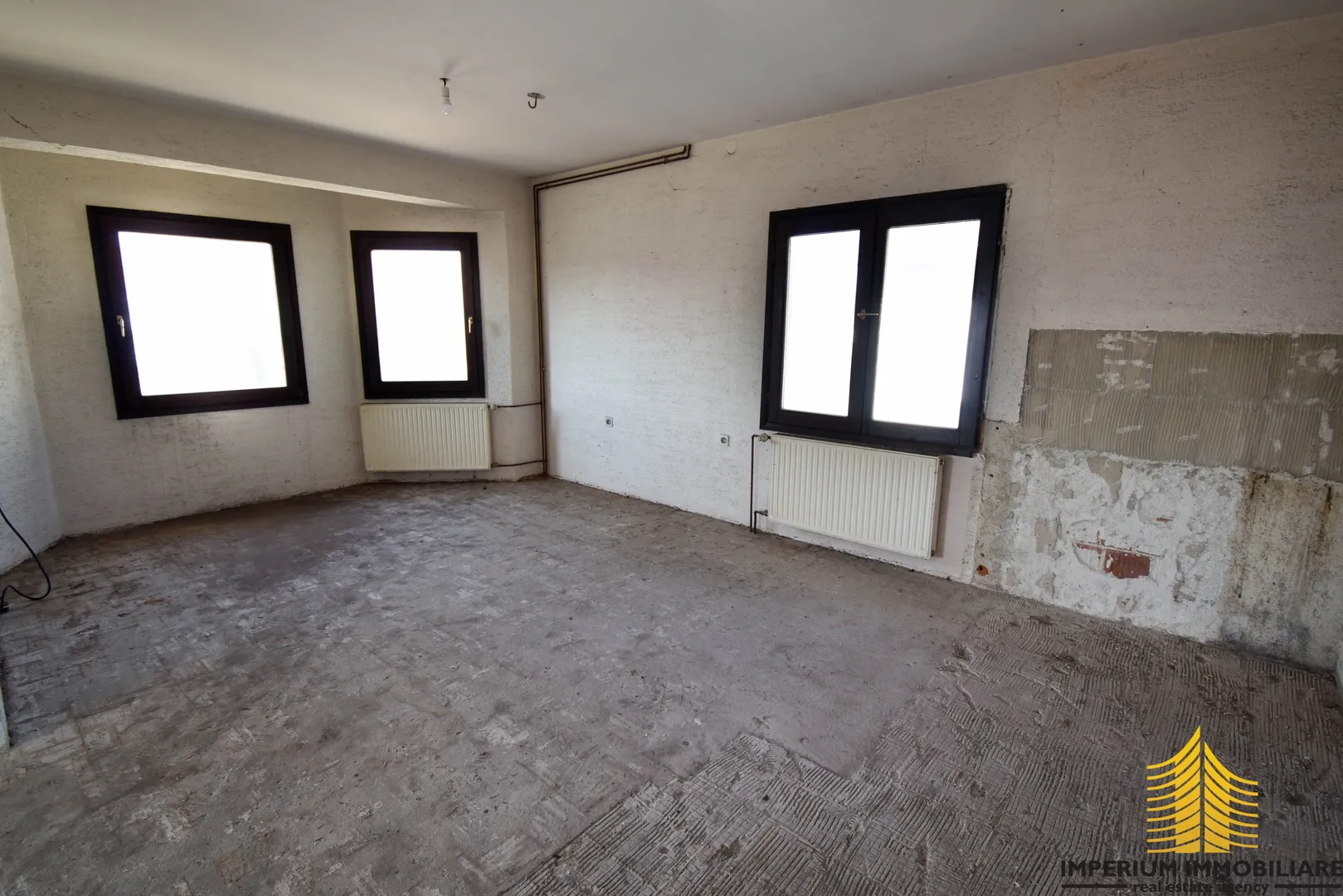 Kuća: Sveti Ivan Zelina 387 m2 (prodaja), Prilika za investiciju! - Donja Zelina, Sveti Ivan Zelina