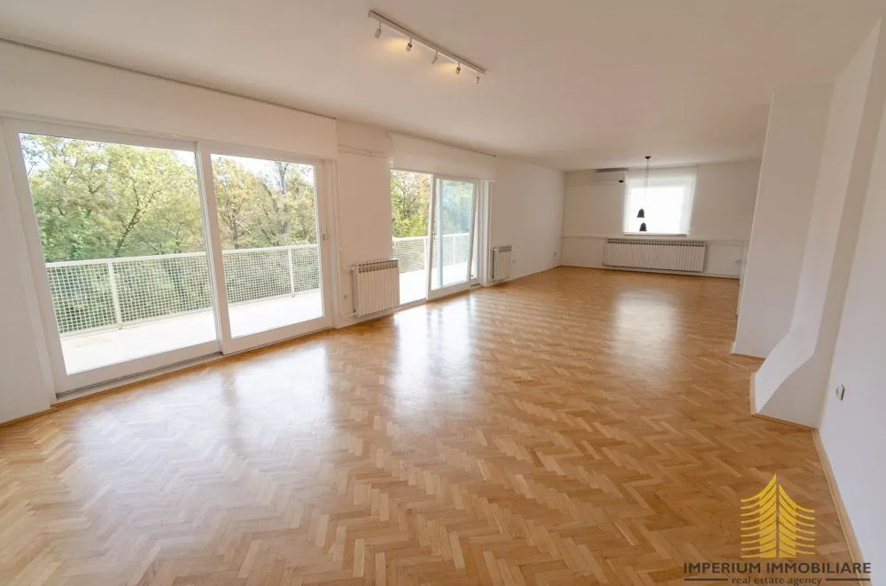 Stan u urbanoj vili (Zagreb), Pantovčak, 150 m2