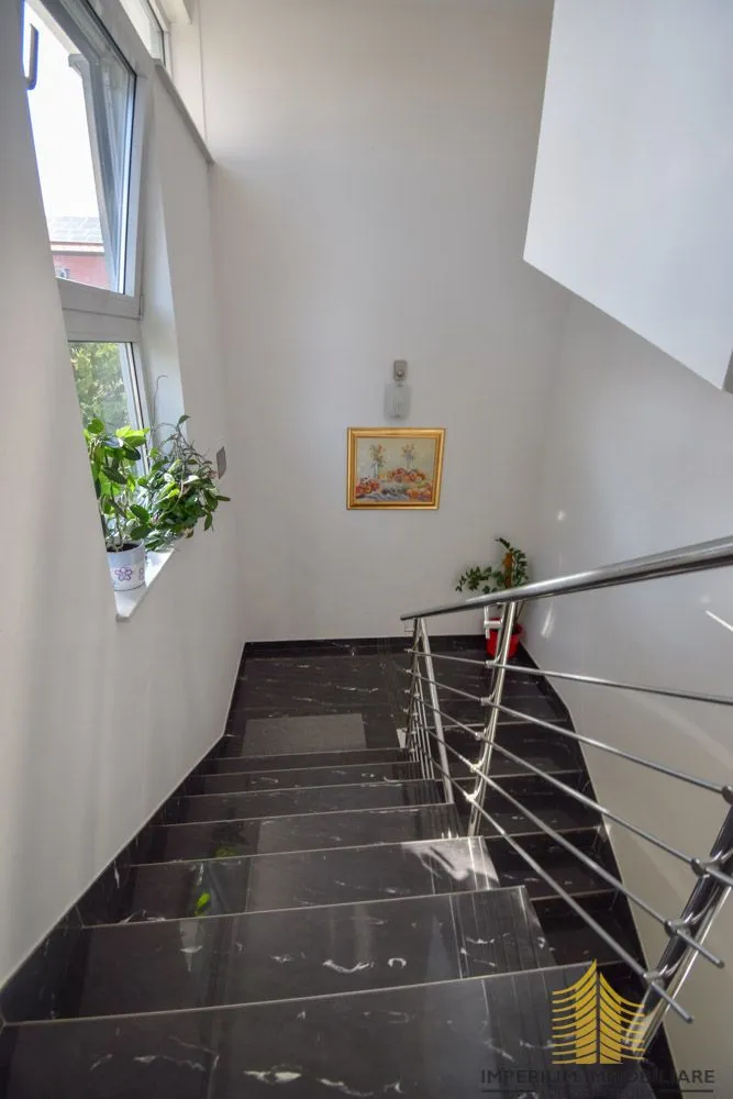 dvoetažan stan s garažom u urbanoj vili novije gradnje, sveti duh - slika 10
