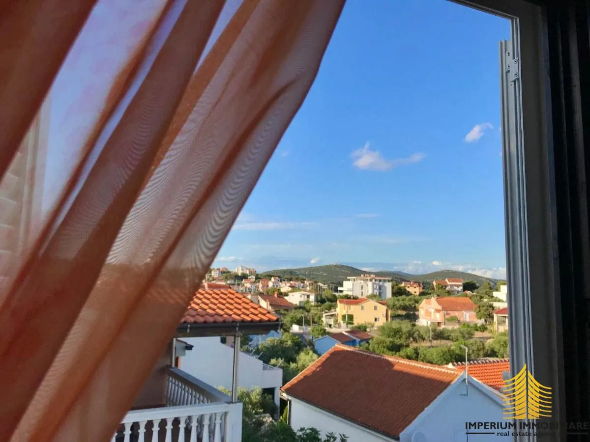 predivna apartmanska kuća - murter, jezera - slika 34