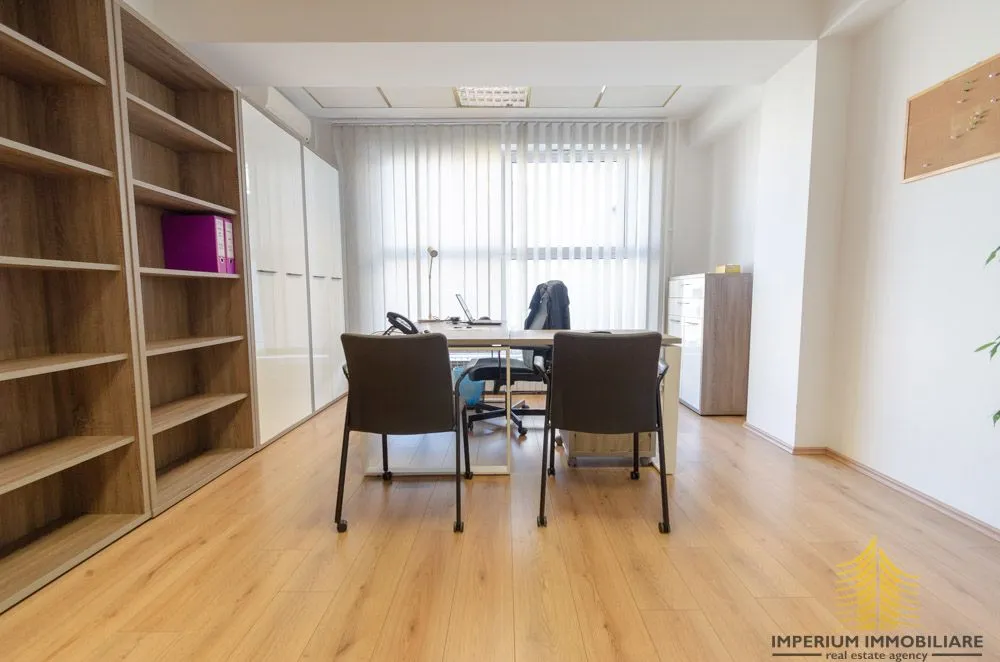poslovni prostor, 300 m2, knežija, 8 prostorija, uređen - slika 10