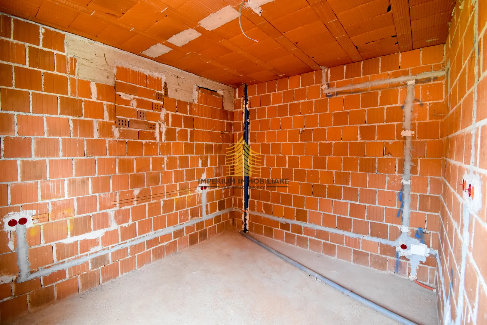 kuća sa 6 stanova, prodaja, sesvete, 560m2 - slika 27