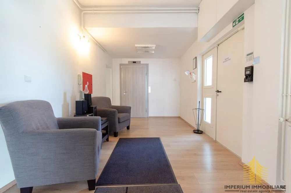 poslovni prostor, 300 m2, knežija, 8 prostorija, uređen - slika 4