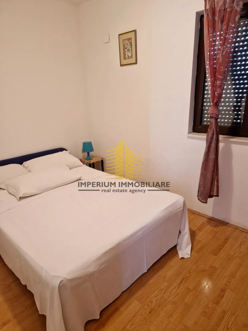 kuća, prodaja, okrug, okrug gornji, 350m2, samostojeća - slika 6
