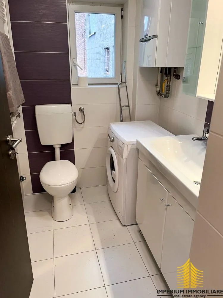 najam luksuznog dvoetažnog stana u centru grada – 150m² - slika 10