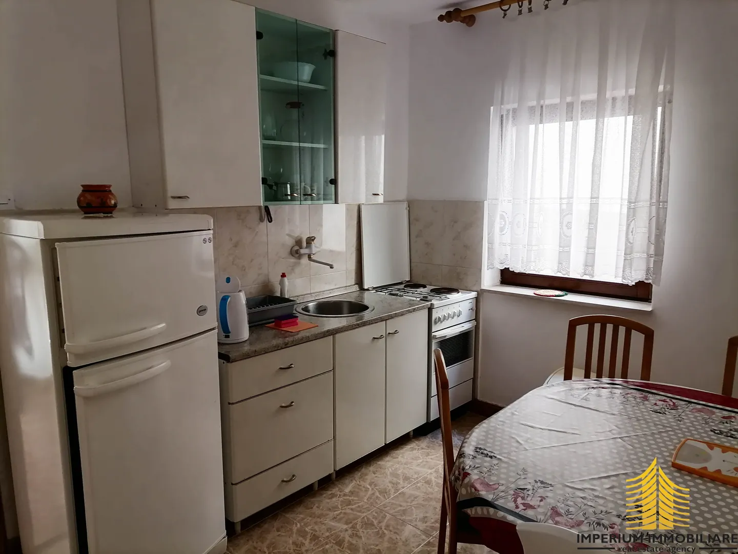 prilika - kuca na braču u neposrednoj blizini plaže - slika 20