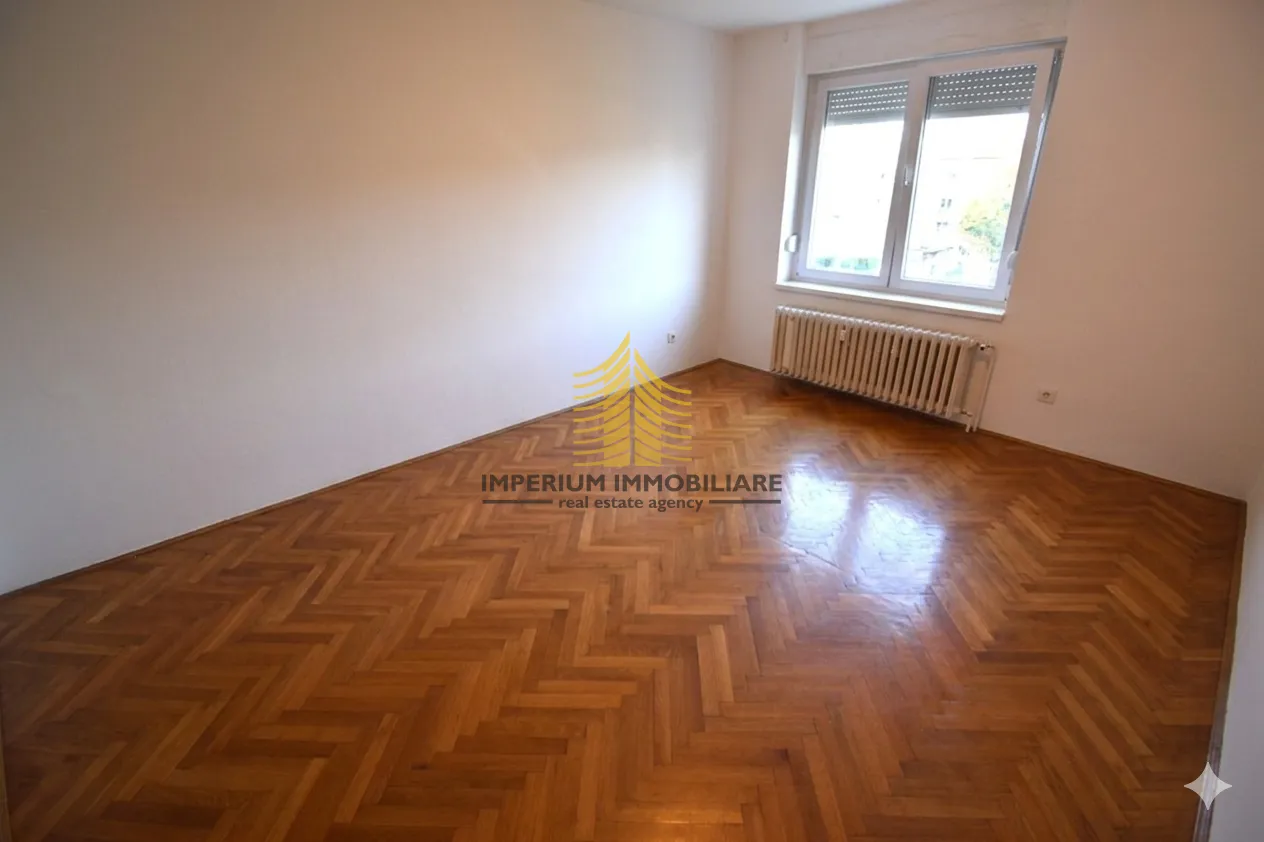 Stan, Prodaja, Donji Grad, Donji grad, 55m2, 3-sobni, Parking - Zagreb