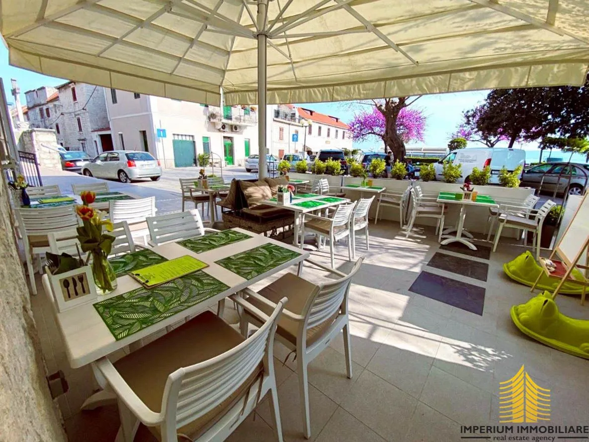 predivan novouređen hotel - kaštela - slika 4