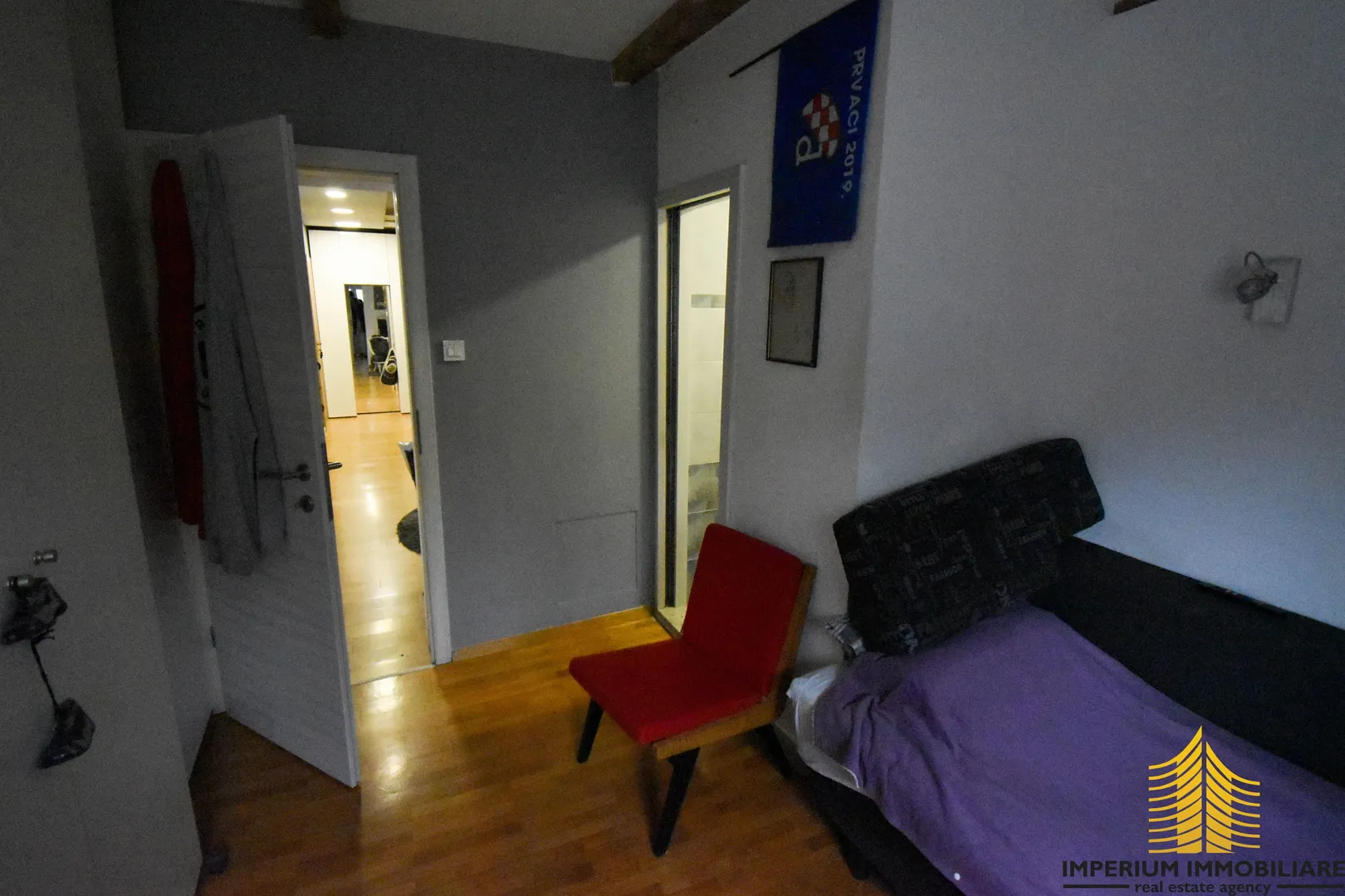 stan: zagreb (šalata) 100m2, četverosobni - slika 3