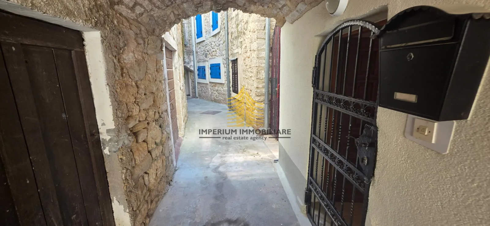 kuća, prodaja, vodice, 113m2, u nizu - slika 3