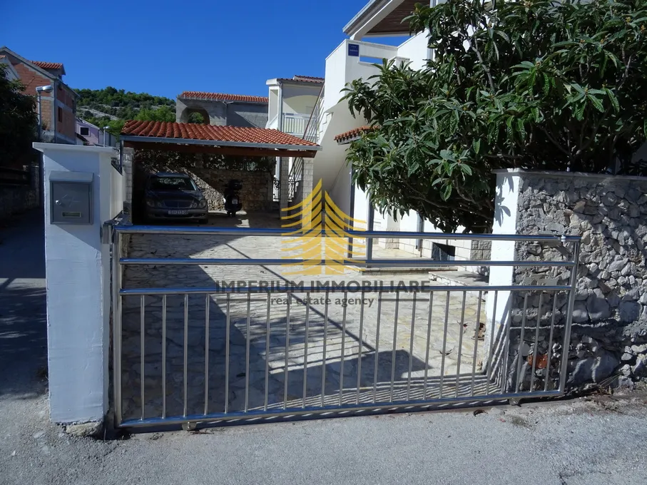 kuća, prodaja, rogoznica, 200m2, samostojeća - slika 7