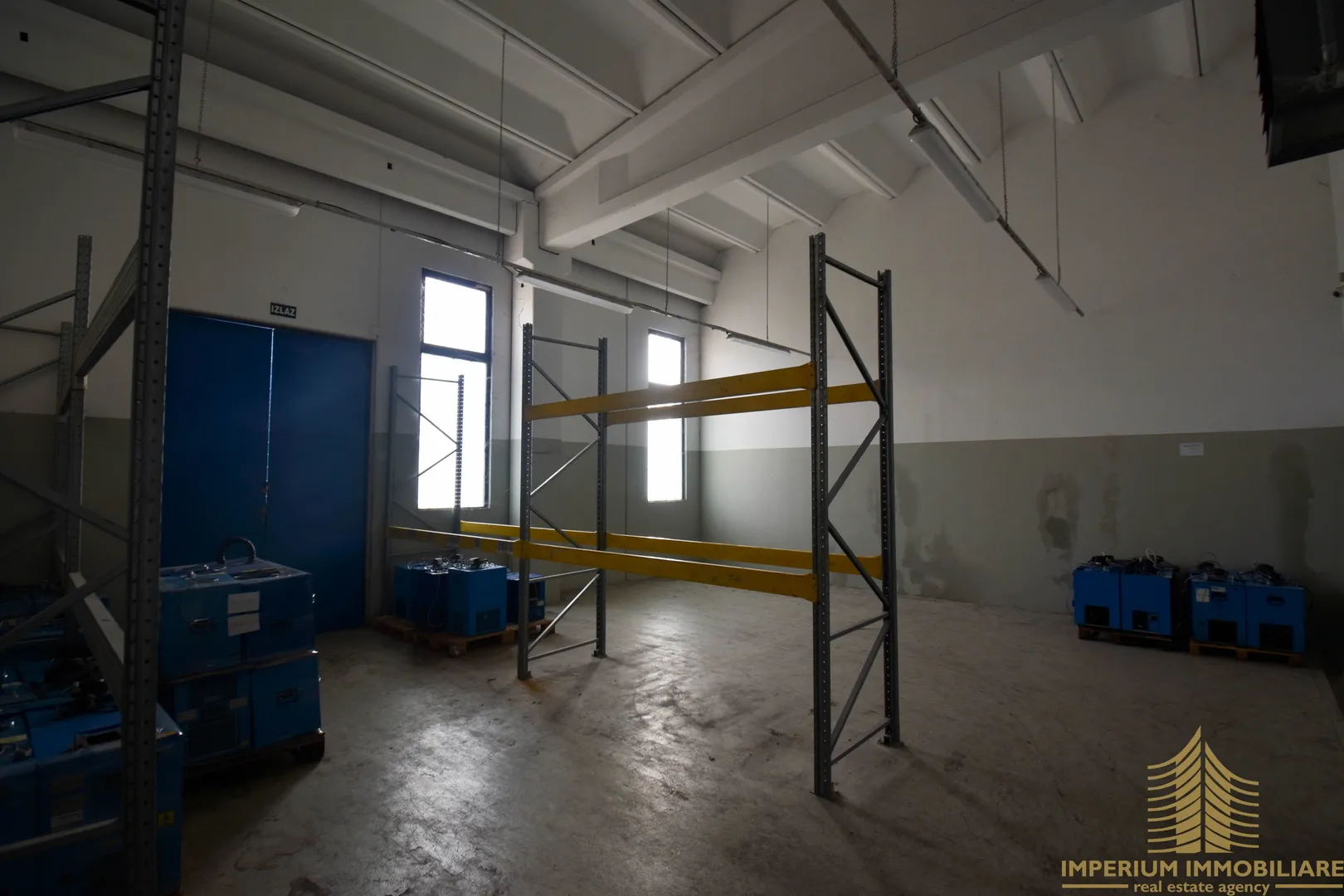 zaprešić: poslovni prostor; 1380m2 hala + uredi - slika 4