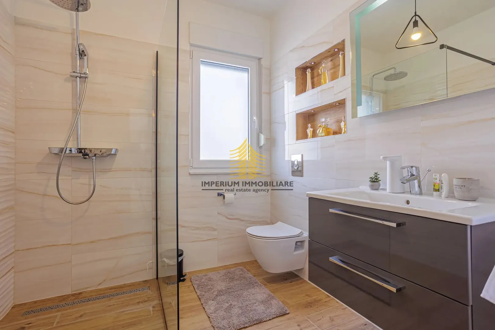 kuća, prodaja, kaštel stari, 190m2, samostojeća - slika 11