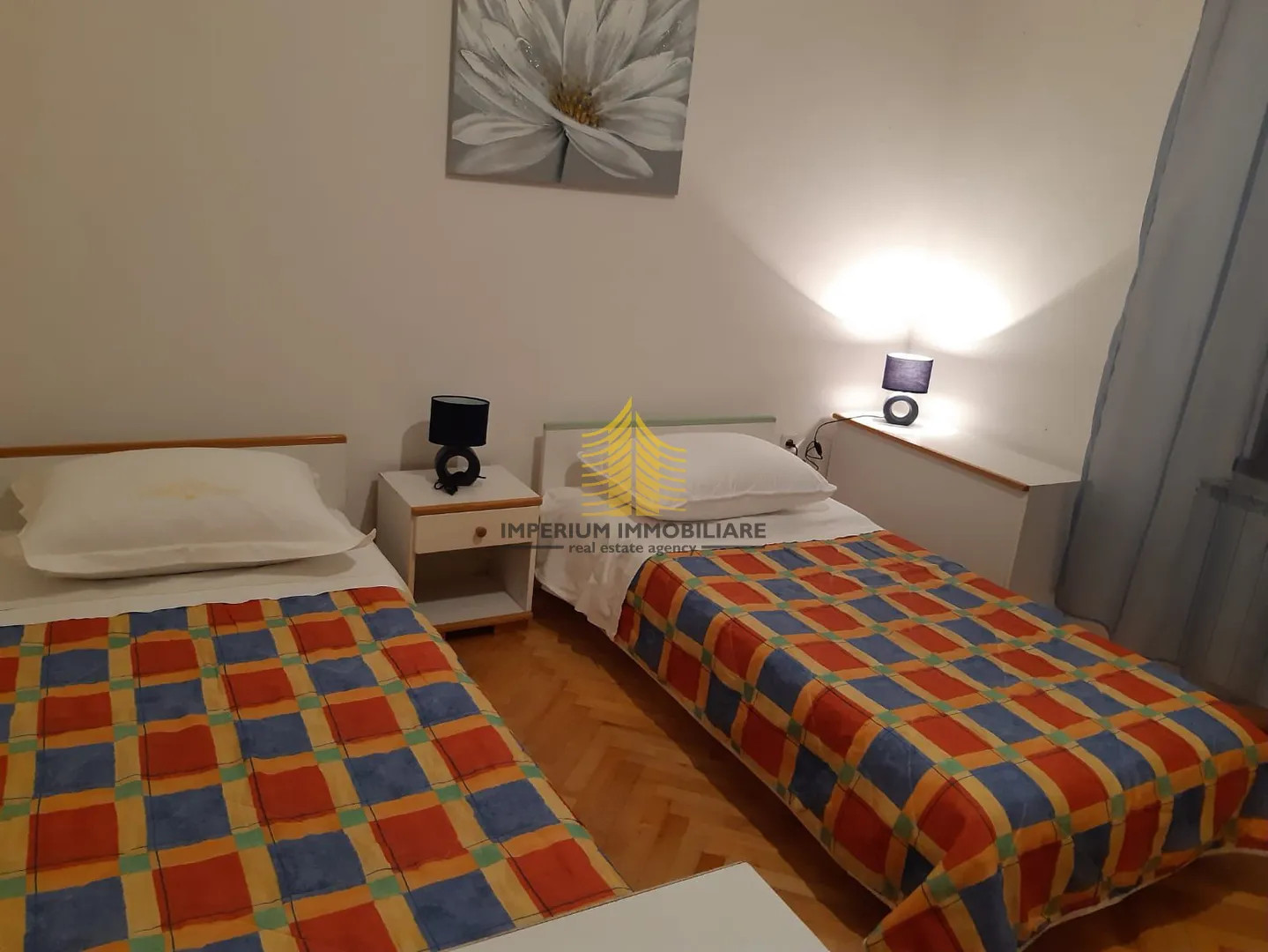 Kuća, Najam, Seget Donji, 180m2, Samostojeća - Seget Donji, Seget