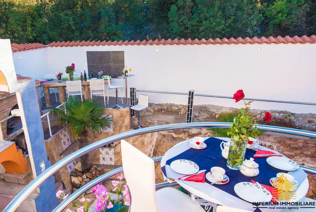 prilika - apartmanska kuća u šibeniku - slika 12