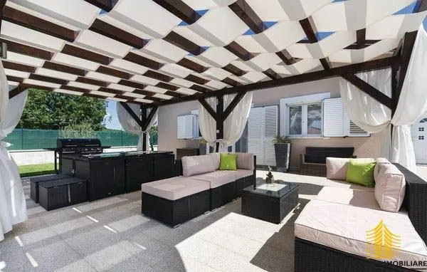 kuća: rovinj (120m2) + okućnica (1100m2) - slika 11