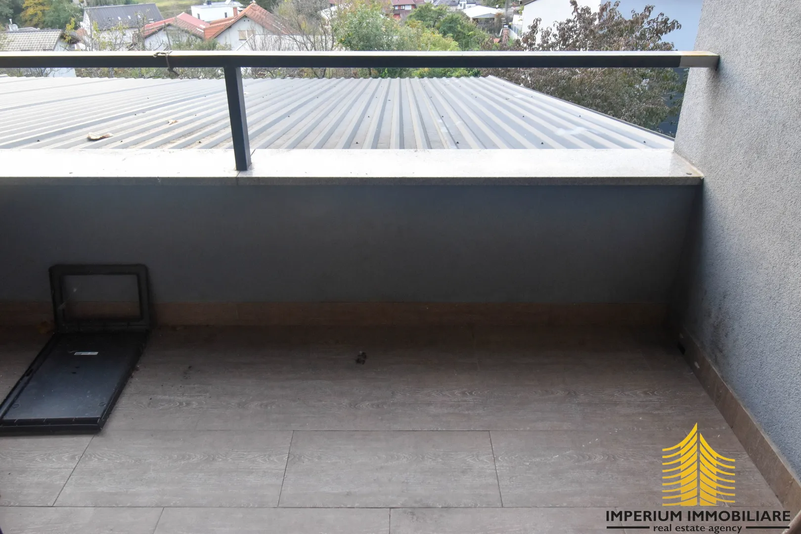 predivan stan na remetama(110m2, trosoban) - slika 6