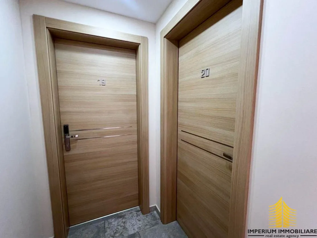 predivan novouređen hotel - kaštela - slika 25