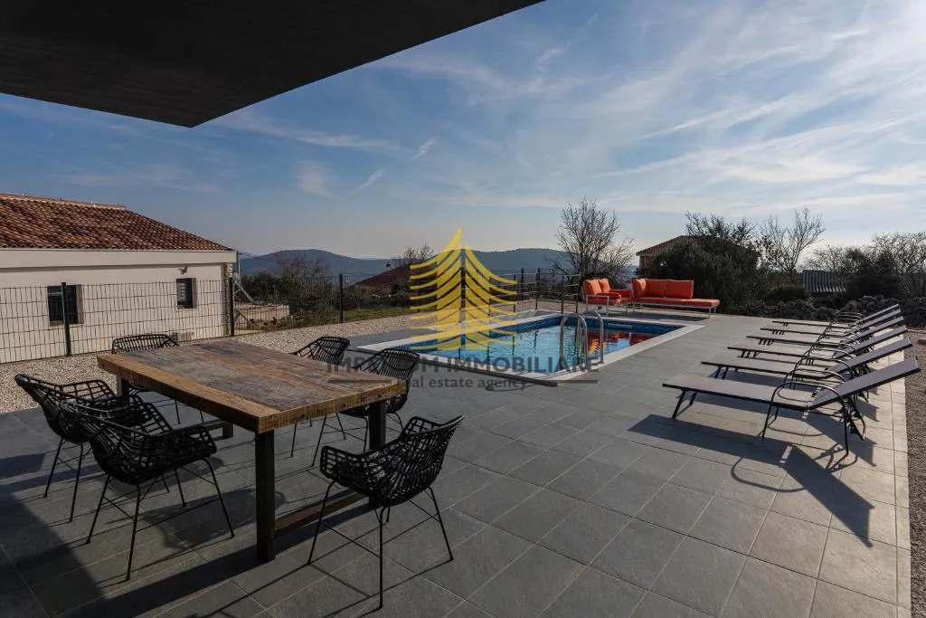 kuća, prodaja, marina, vinišće, 180m2, samostojeća - slika 28