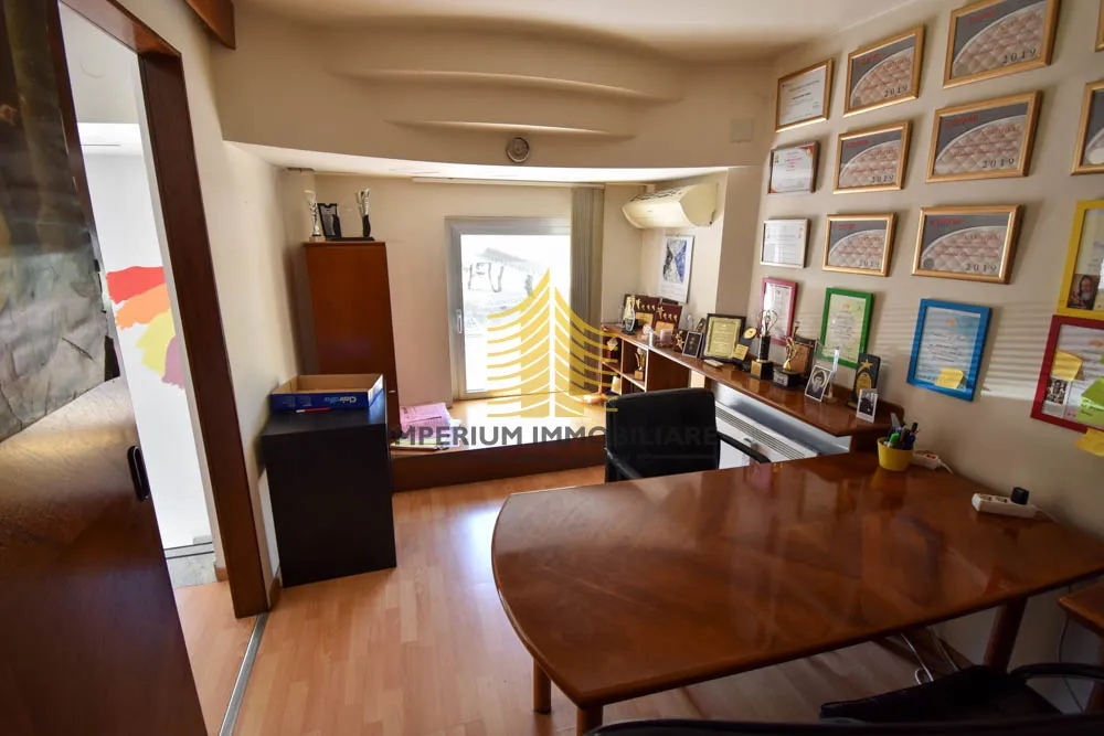 poslovni prostor, najam, trnje, savica, 150m2, prostor za usluge - slika 16