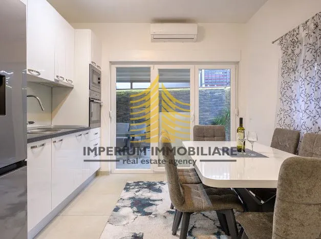 stan, prodaja, kaštel novi, 90.36m2, 2,5-sobni (2s+db) - slika 20