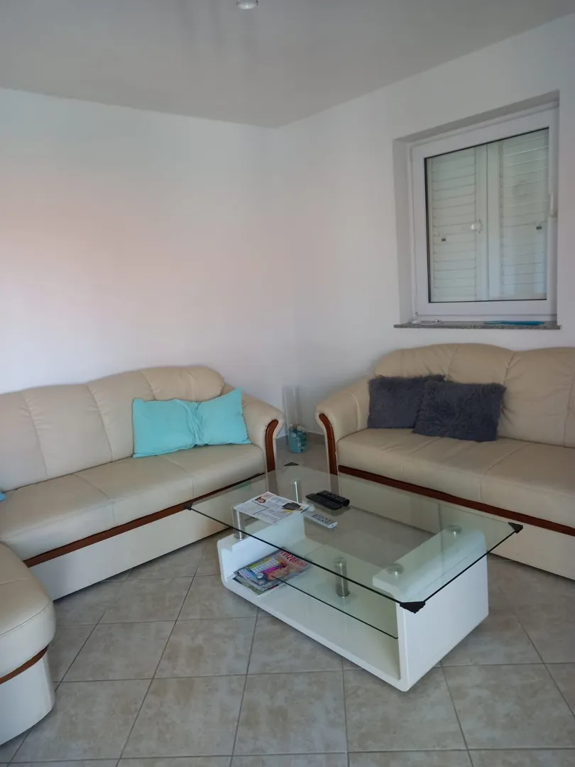 krk:soline, apartman 62m2 - slika 11