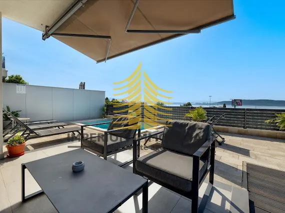 kuća, najam, kaštel sućurac, 70m2, samostojeća - slika 5