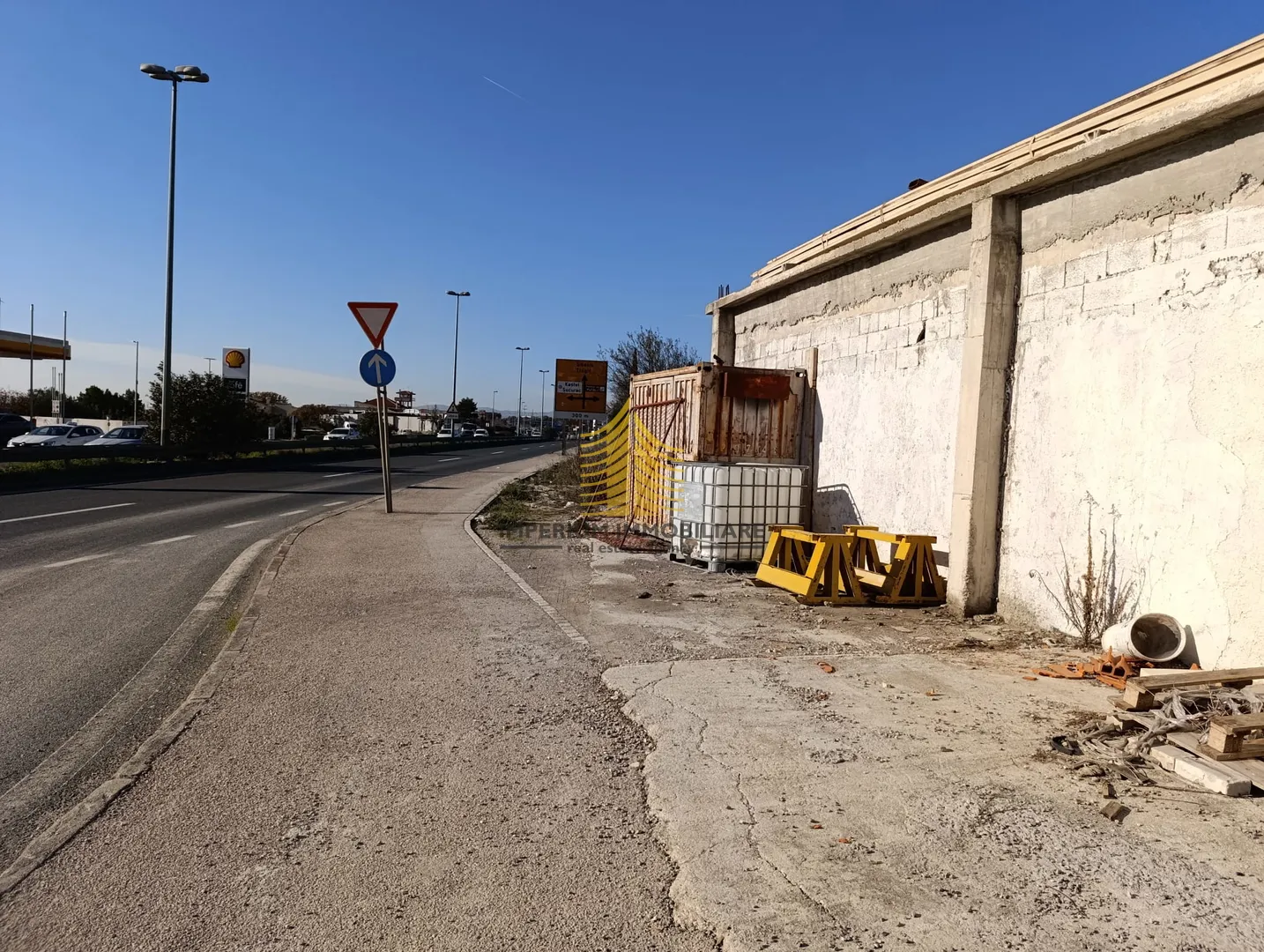 poslovni prostor, prodaja, kaštel sućurac, 100m2, skladište - slika 2
