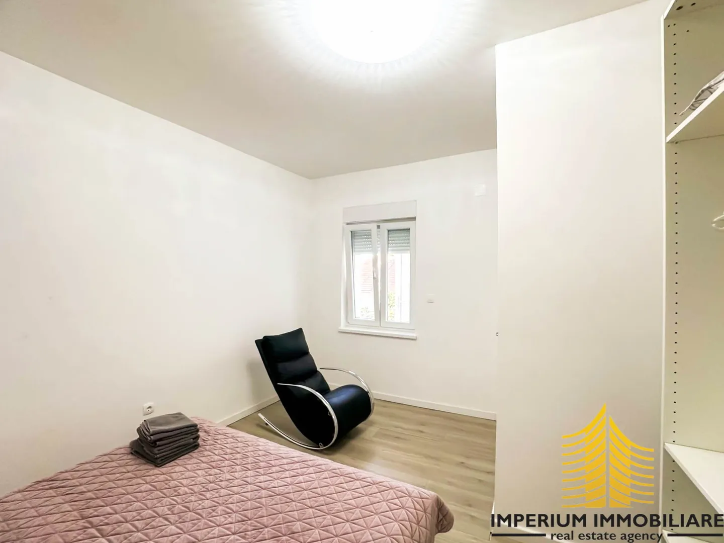 kuća u centru šibenika - novouređena - slika 3