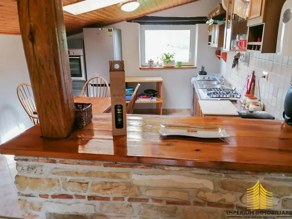 kuća 66m2, štala 48 m2, dvorište 144 m2, buje - triban - slika 4
