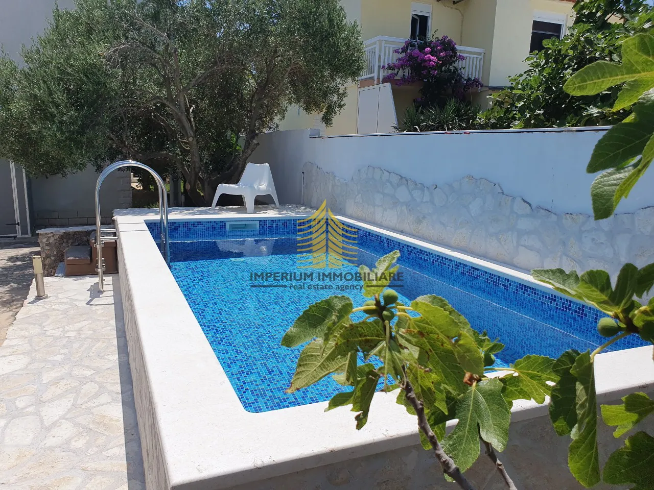 kuća, prodaja, rogoznica, 200m2, samostojeća - slika 5