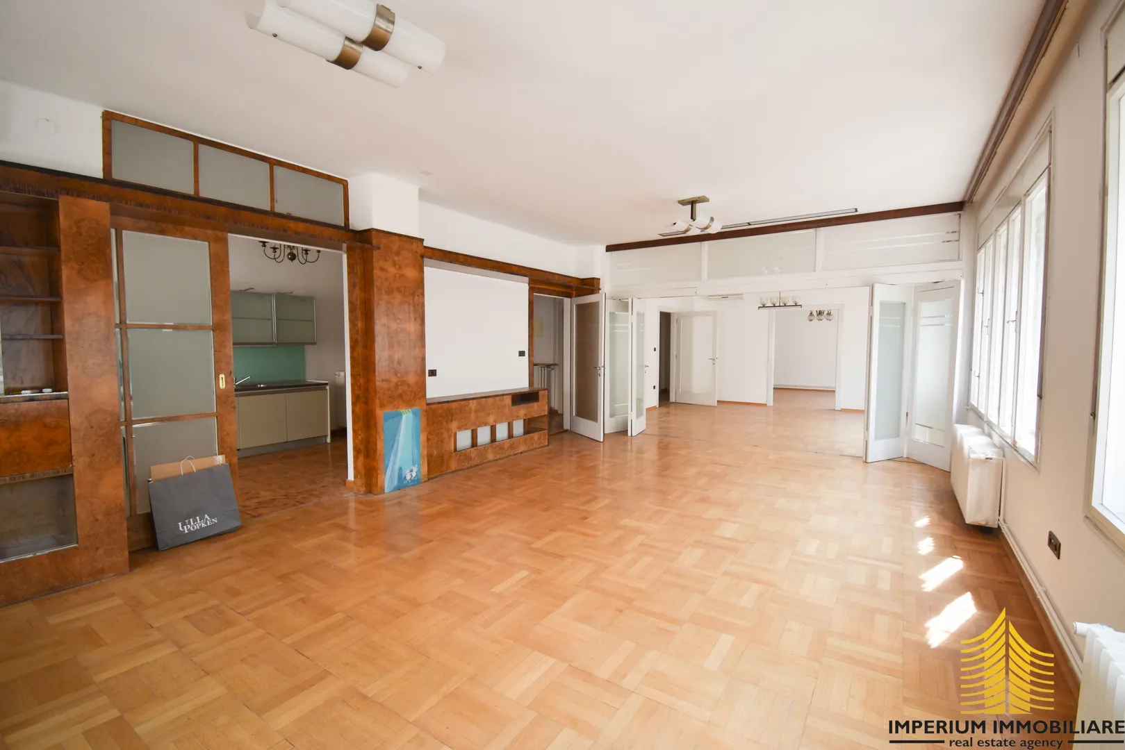 stan/poslovni prostor, 178 m2, donji grad- strogi centar - slika 3
