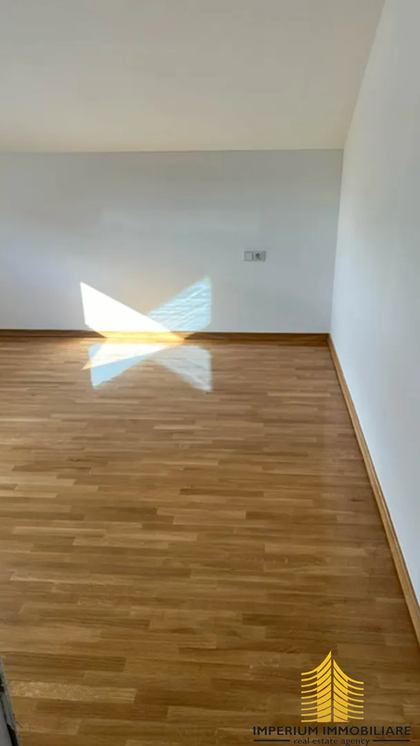 iznajmljuje se prekrasan stan u lučkom- 110m2 4-sobni - slika 12