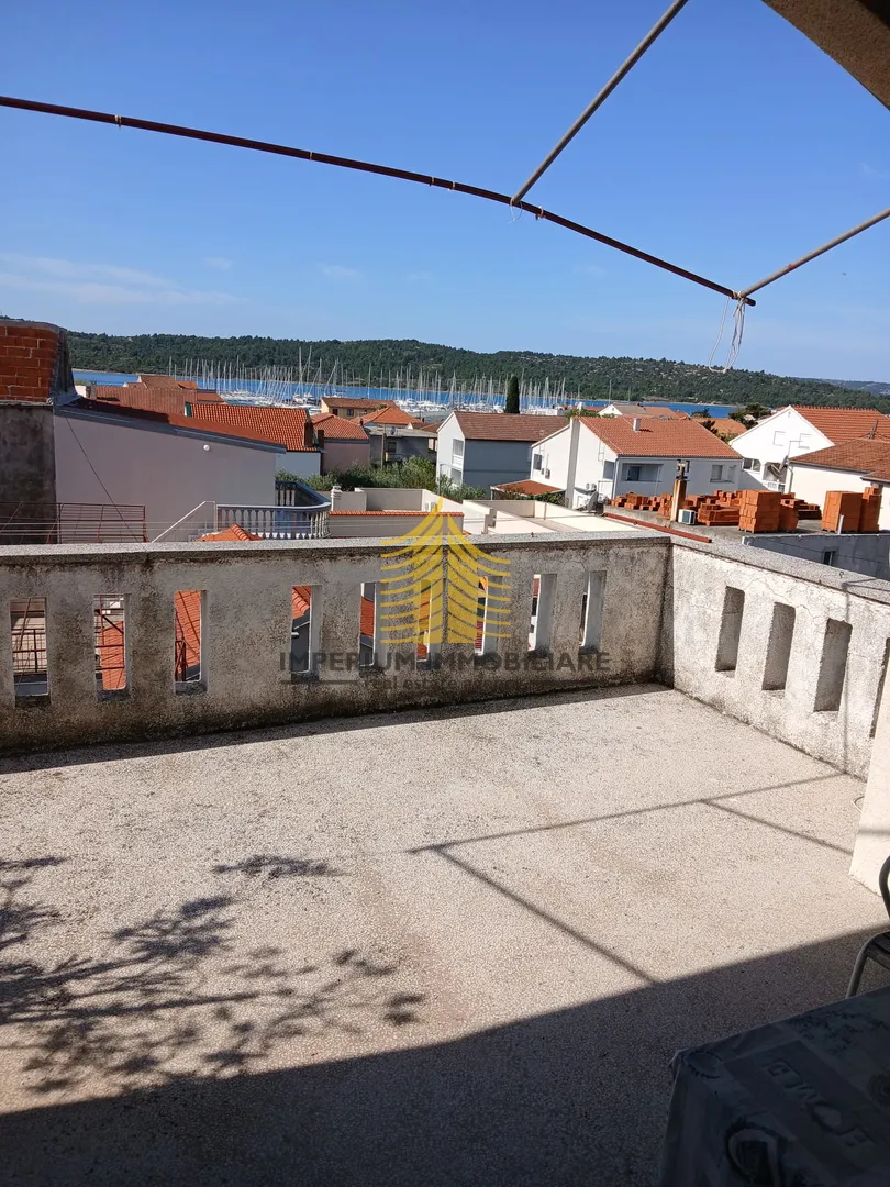 kuća, katnica, 100m kraj more u pirovcu - slika 13