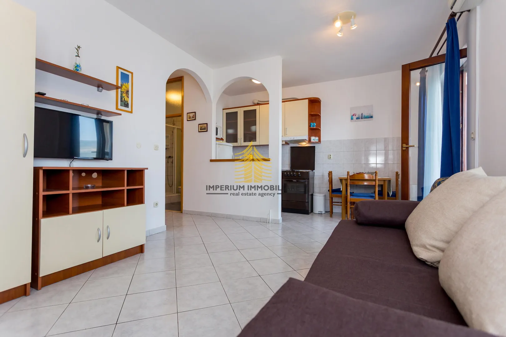 kuća, prodaja, arbanija, 420m2, samostojeća - slika 3