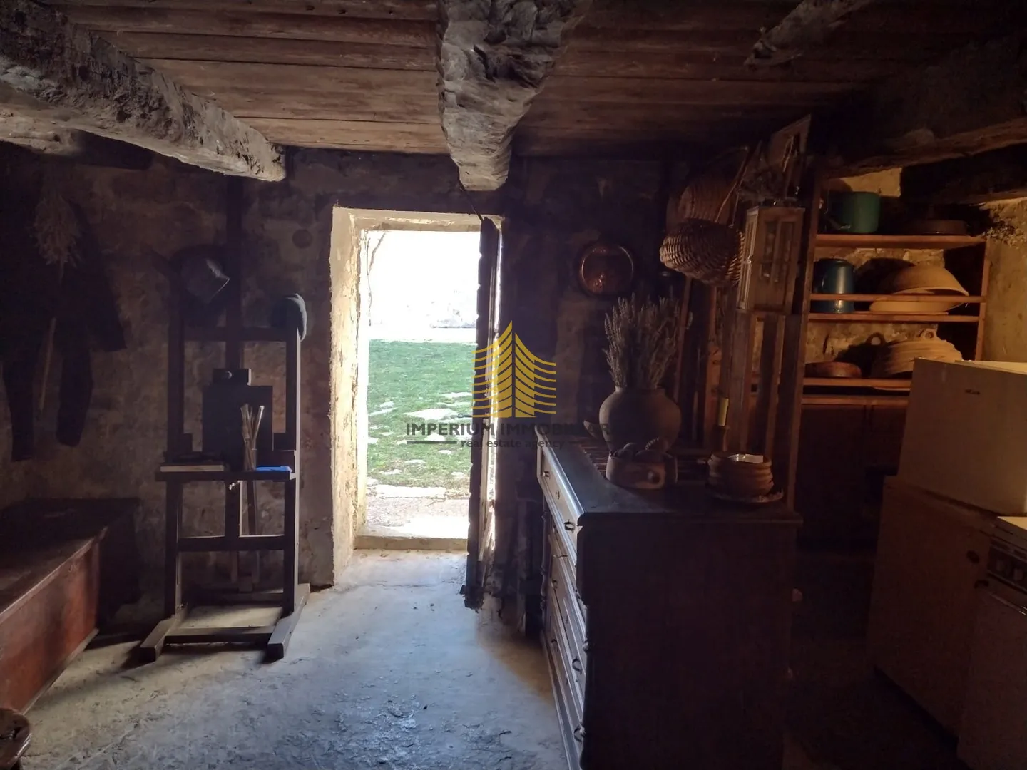 kuća, prodaja - slika 16