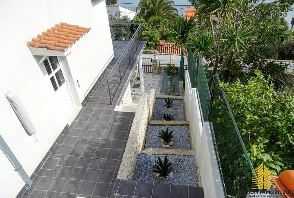 apartmanska kuća na čiovu - blizina mora - slika 5