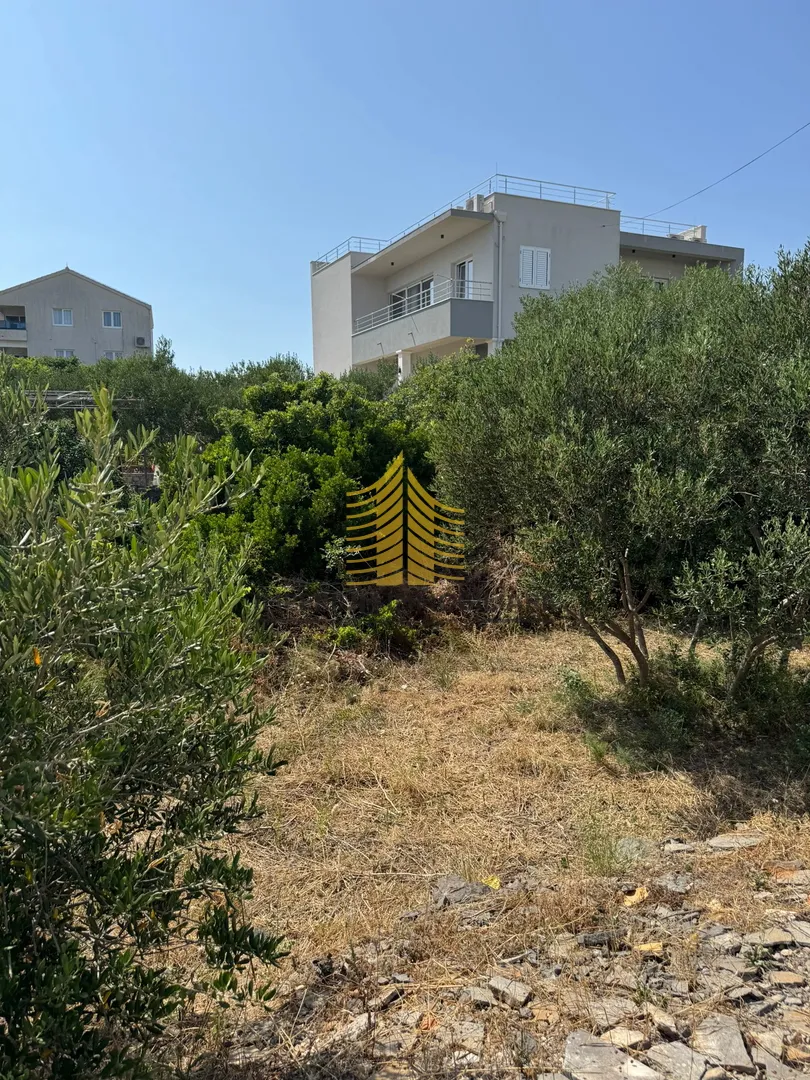 zemljište, prodaja, okrug, okrug gornji, 600m2, građevinsko - slika 3