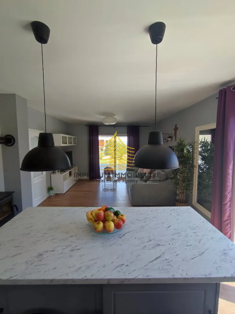kuća, prodaja, kaštel novi, 146m2, samostojeća - slika 4