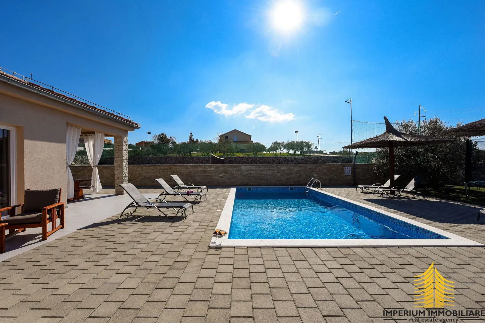 luxury villa with swimming pool and tennis court, debeljak, croatia - slika 12