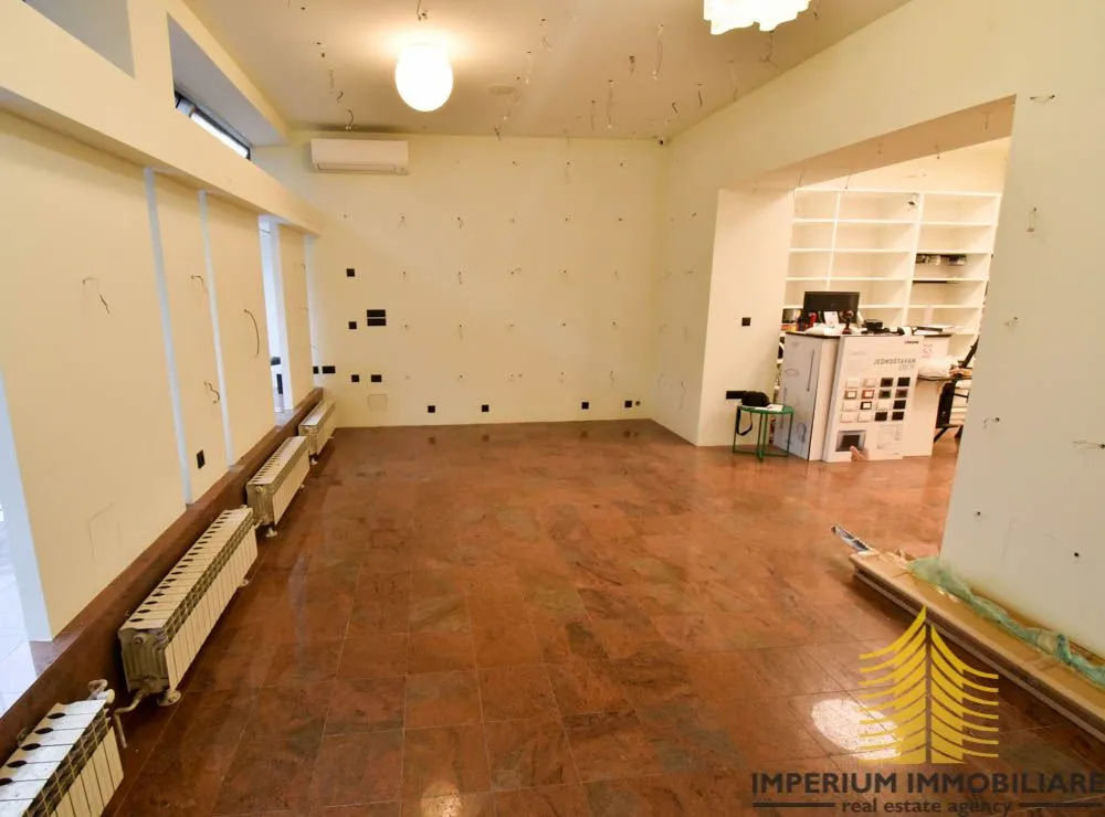 prodaja poslovnog prostora, 82 m2 , vrhunska pozicija - slika 3