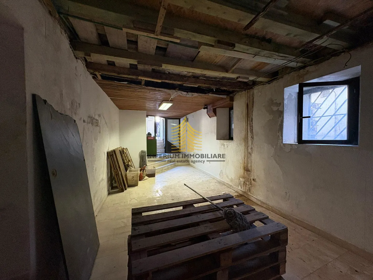 poslovni prostor, najam, split, manuš, 30m2, skladište - slika 2