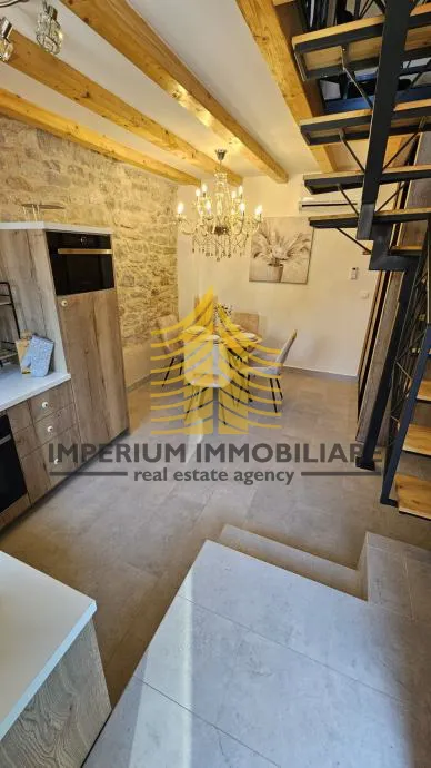 kuća, prodaja, kaštel sućurac, 60m2, u nizu - slika 2